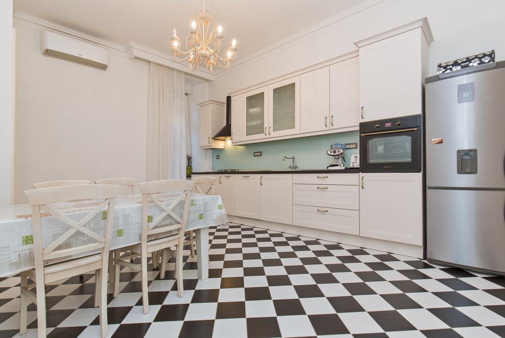 Luxury Seafront Apartment Banje Дубровник Екстер'єр фото