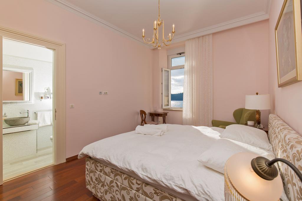 Luxury Seafront Apartment Banje Дубровник Екстер'єр фото